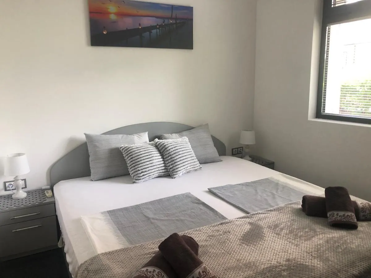 Sarafovo Beach Apartment Mit Terrasse Burgas